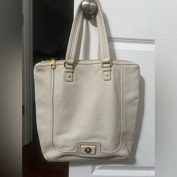 Marc by Marc Jacob’s Revolution Leather Zip Tote - Picture 11 of 13